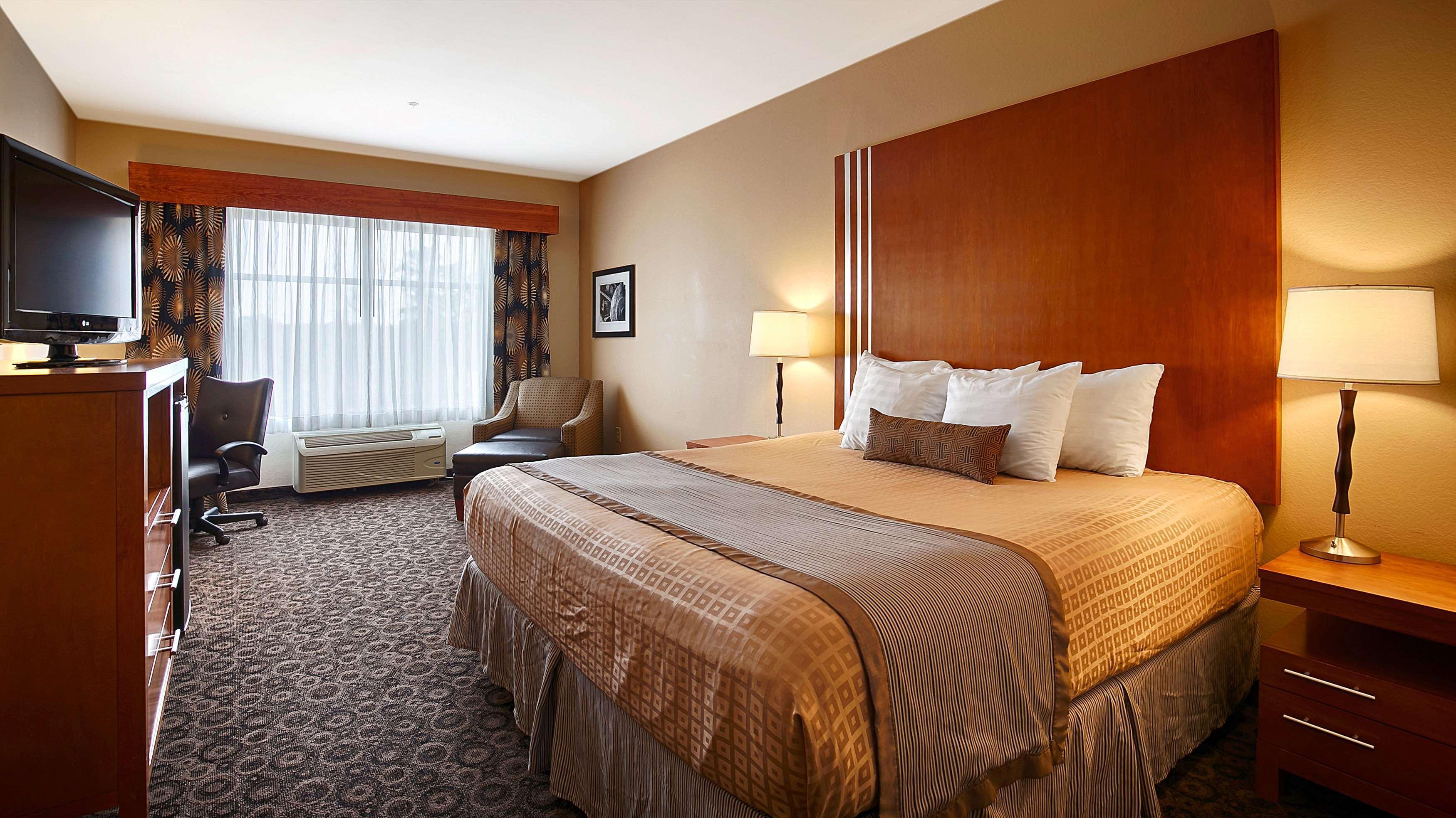 Best Western Plus Rose City Conference Inn Thomasville Extérieur photo