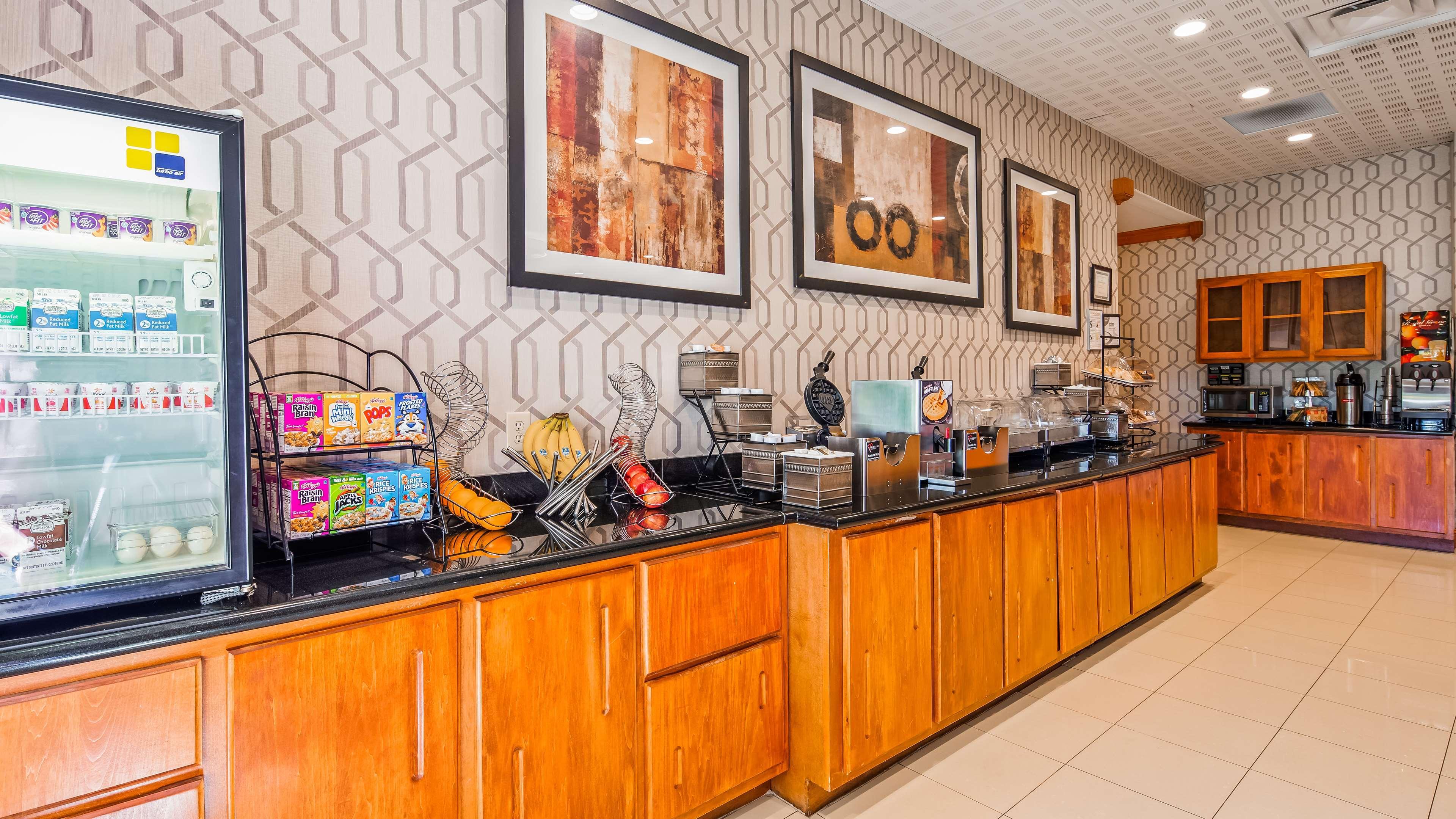 Best Western Plus Rose City Conference Inn Thomasville Extérieur photo